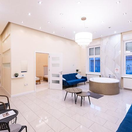 Erzsebet19 Apartment ブダペスト エクステリア 写真